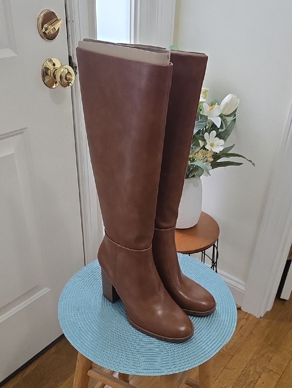 UNISA Brand Women's Tall Brown "Leather" Heeled Boots Size 6.5